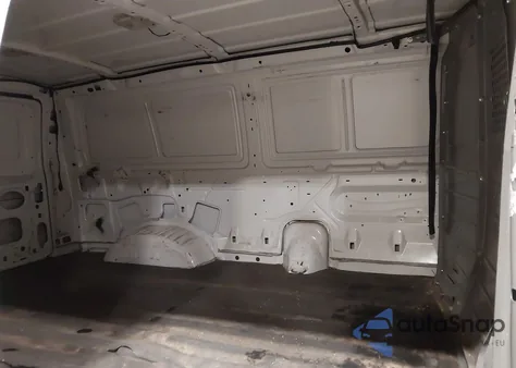 2014 Ford E-150 Commercial z USA, uszkodzony, nr VIN 1FTNE1EW1EDA44681